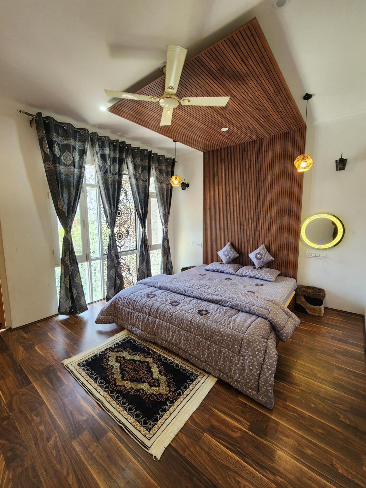 Serenity Inn Home Stay Srīnagar Exteriör bild